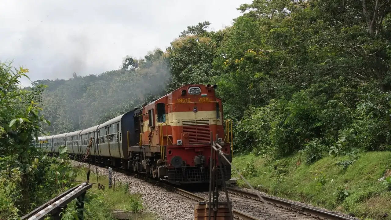 Way to Reach Dehradun for dayara bugyal base camp