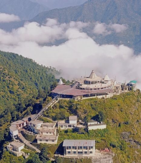 Chandrabadni Temple in Dhanaulti, Uttarakhand