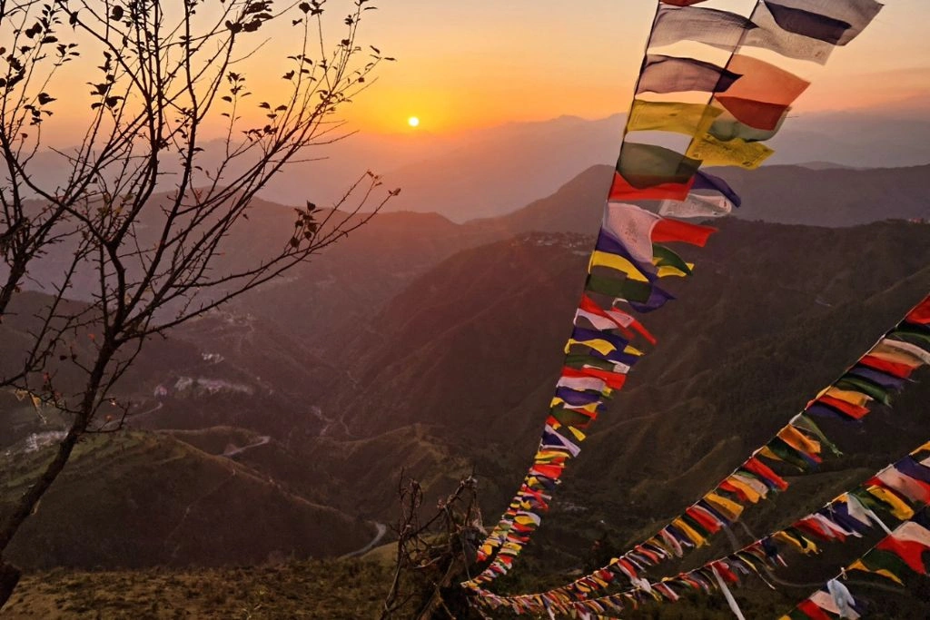 chilmiri neck top in chakrata