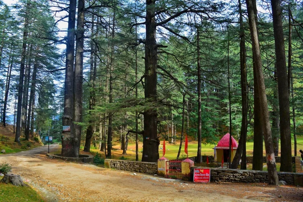 shiva temple in koti kanasar