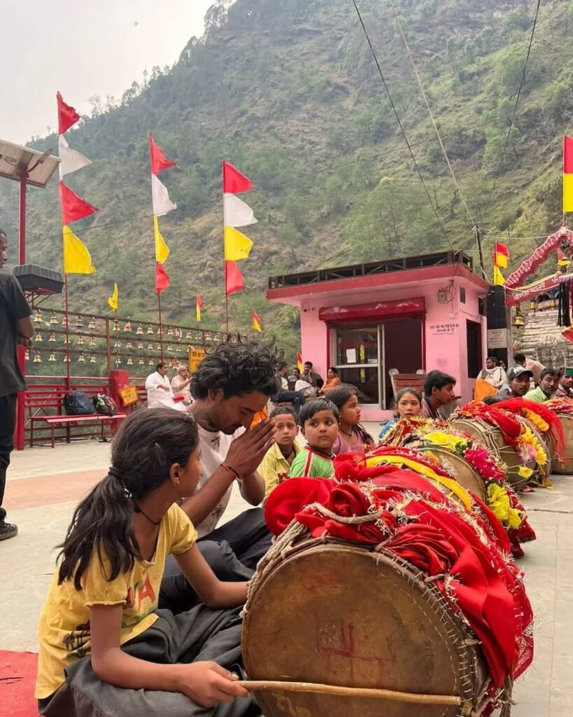 Kalimath Temple, Dhol Damau