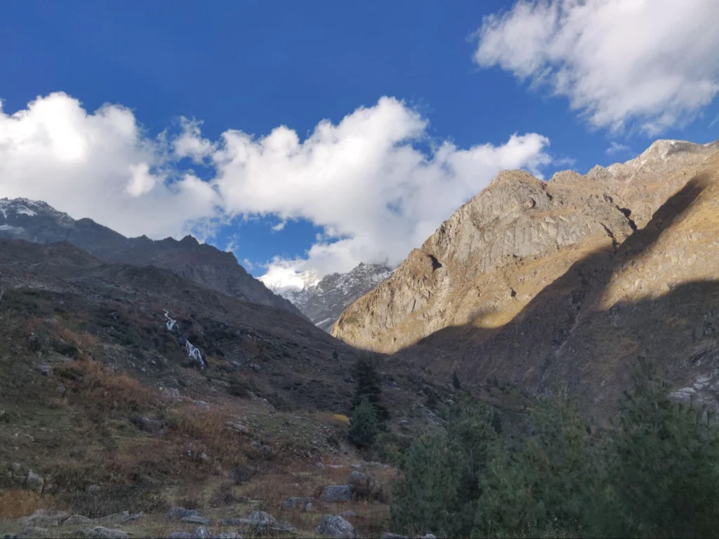 Landscape Near Yulla Kanda