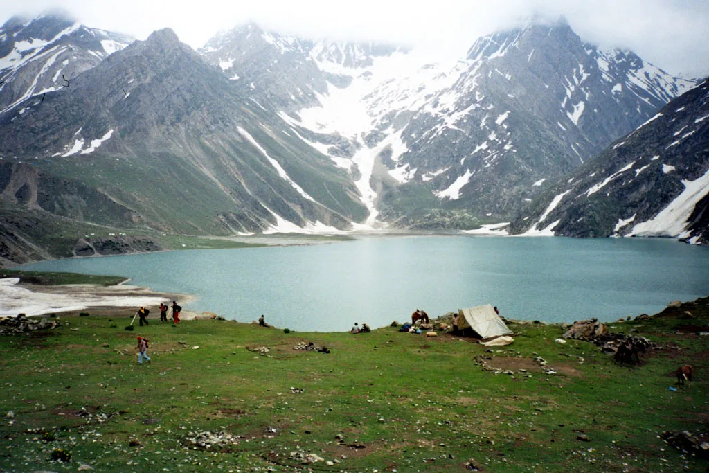 Sheshnag Trek