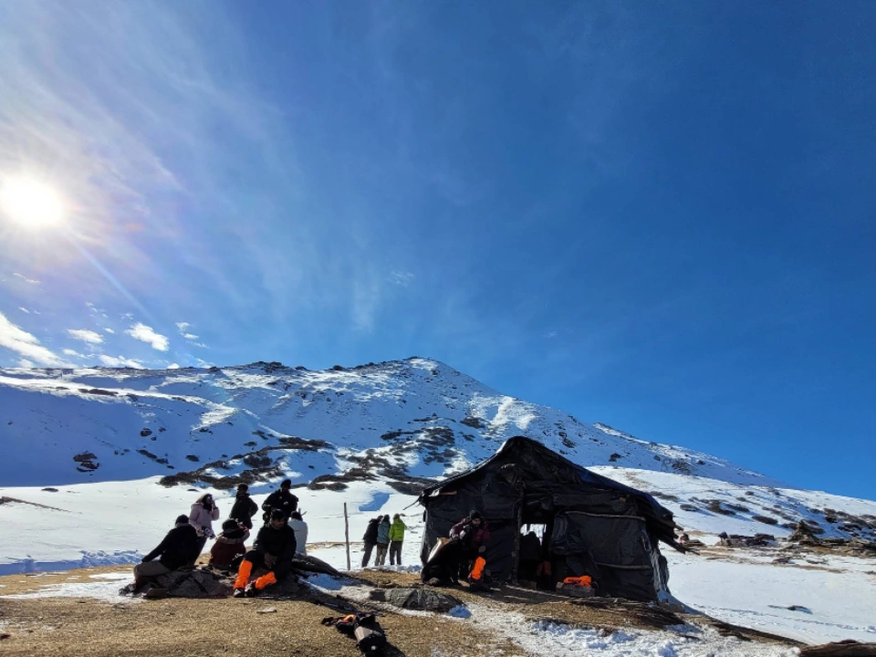 View of the Kedarkantha Summit after returning, at a tea stall