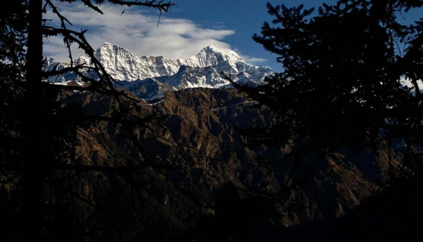 Mt Bandarpunch from Gulabi Kantha
