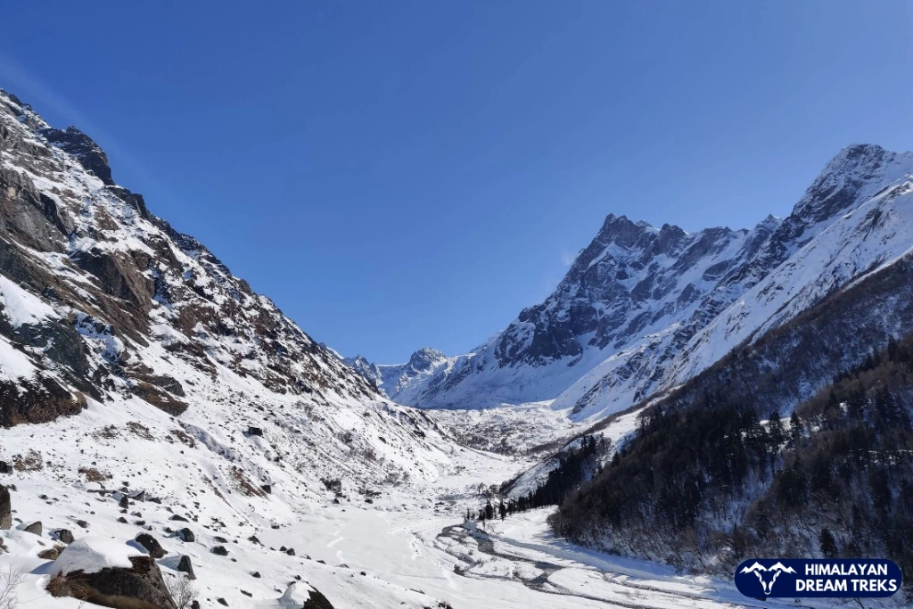 har ki dun trek in winter season