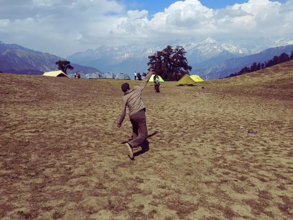 Gui Lake campsites provide perfect spaces for games and fun activities