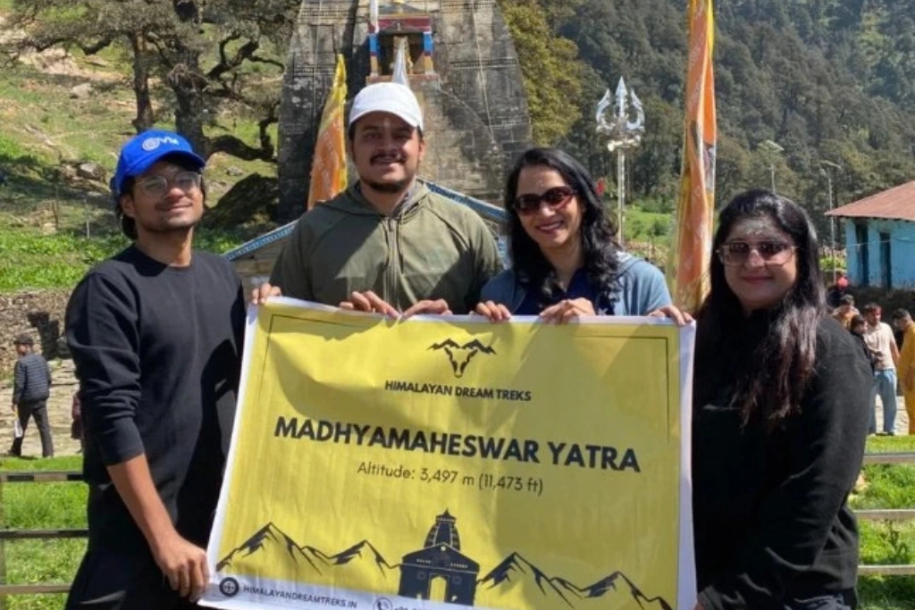 our HDT group at madmaheshwar