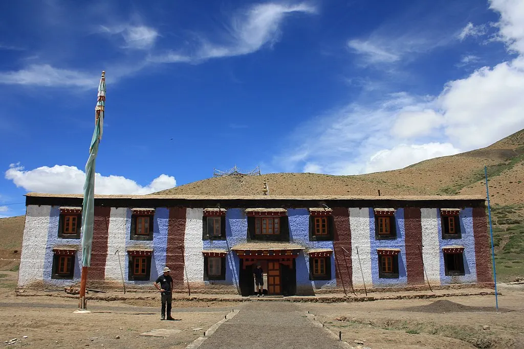Tangyud Monastery in Komic