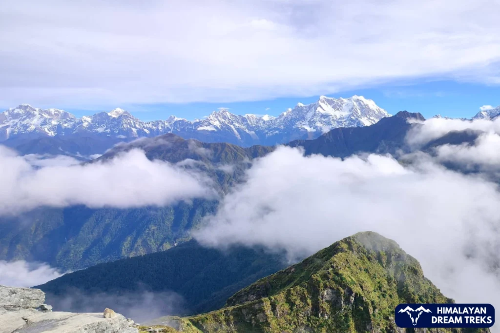 Stunning view of the Chaukhamba Mountain Range from Chandrashila