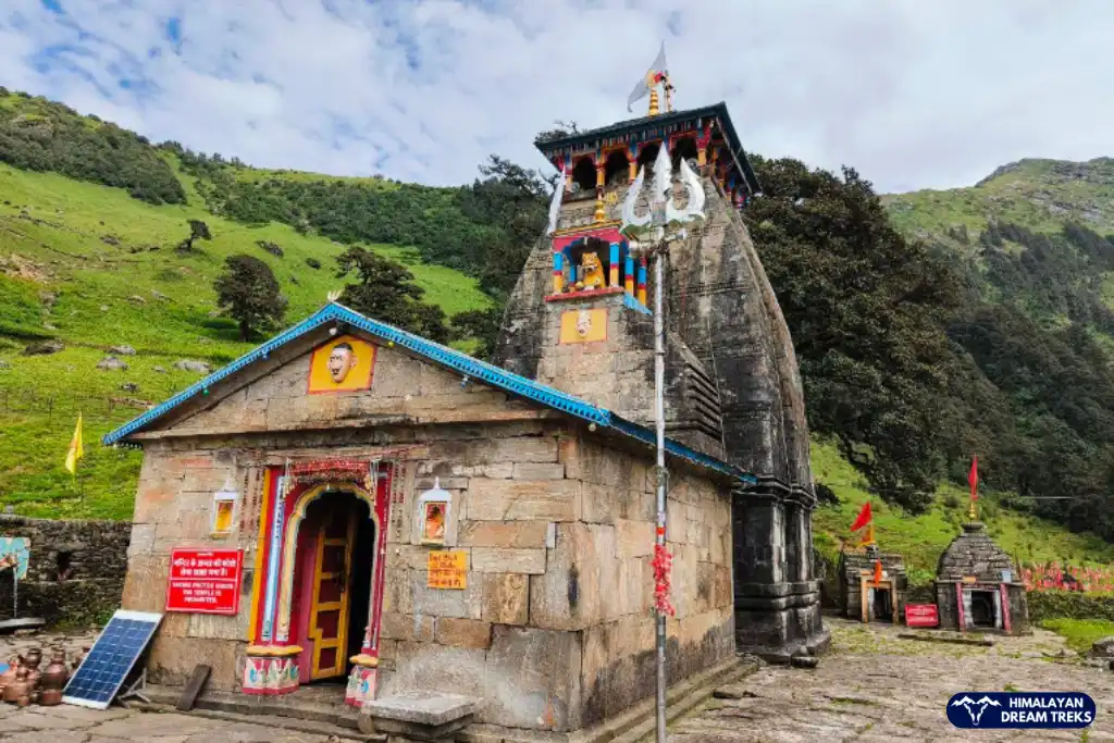 Madhmaheshwar Temple in Uttarakhand