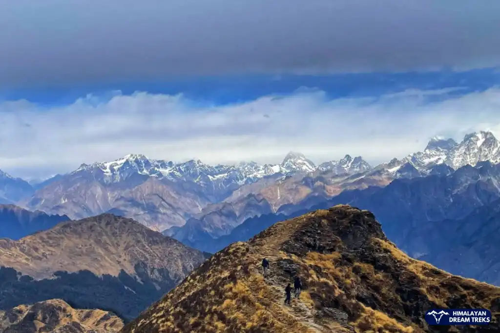 Kuari pass trek in Uttarakhand