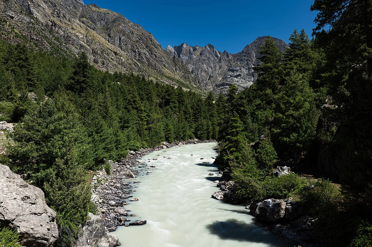 Dhauliganga_near_Bampa