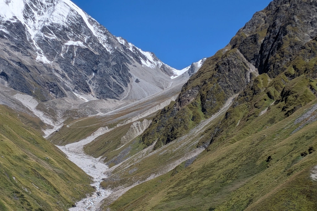 beautiful valley during roopkund lake trek